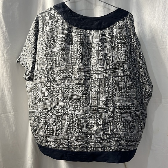 Stylish And Fancy Blue Shrug - Picture 4 of 4